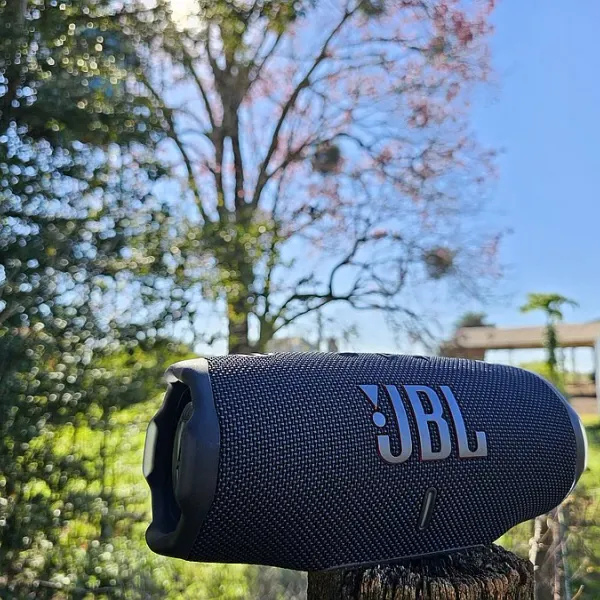 JBL  CHARGE 6