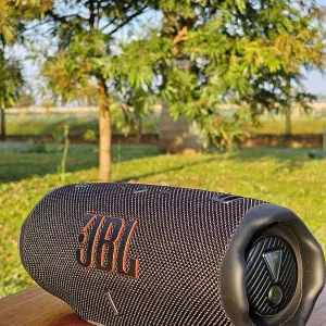 JBL  CHARGE 6