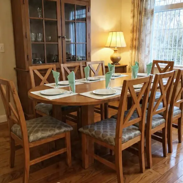 Mesa de Comedor Extensible Ovala con 8 Sillas Atenas