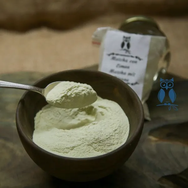 Matcha con limón en polvo