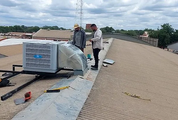 Instalación de sistemas de enfriación evaporativa