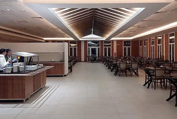 Instalación de iluminación decorativa y funcional
